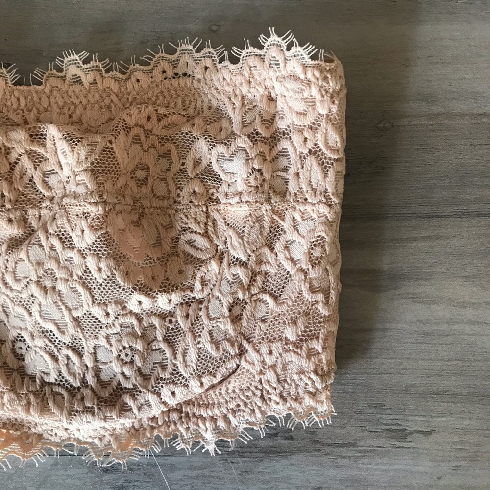 Lacey Strapless Bra
